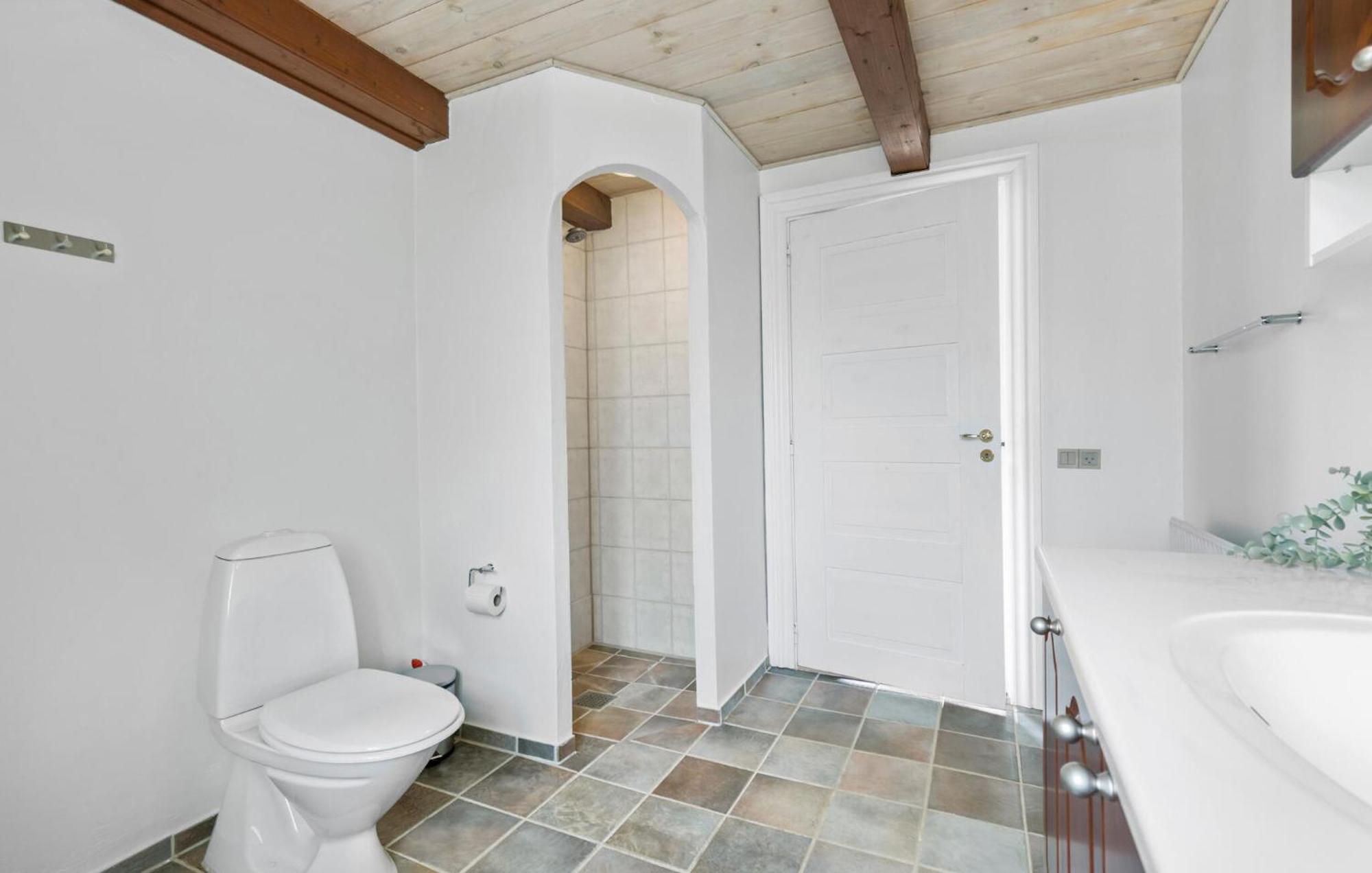 2 Bedroom Beautiful Apartment In Kolind Экстерьер фото
